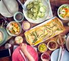 Smakowite i zdrowe dania z szparagami - przepisy dla wegetarian i miłośników mięsa