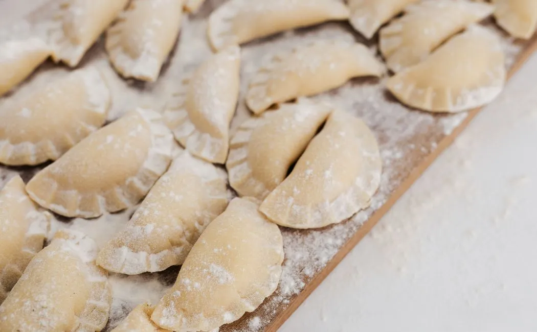 Pierogi z kapustą i grzybami – wigilijna klasyka