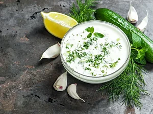Sos tzatziki