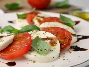 Dressing balsamiczny z bazylią